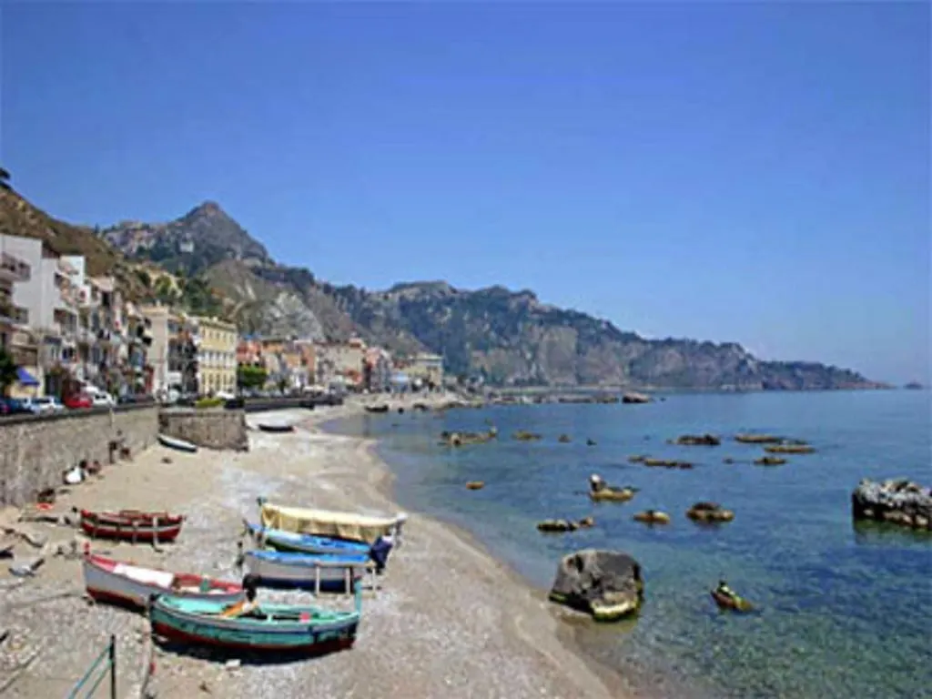 ***  Hotel Villa Nefele Giardini Naxos Italia