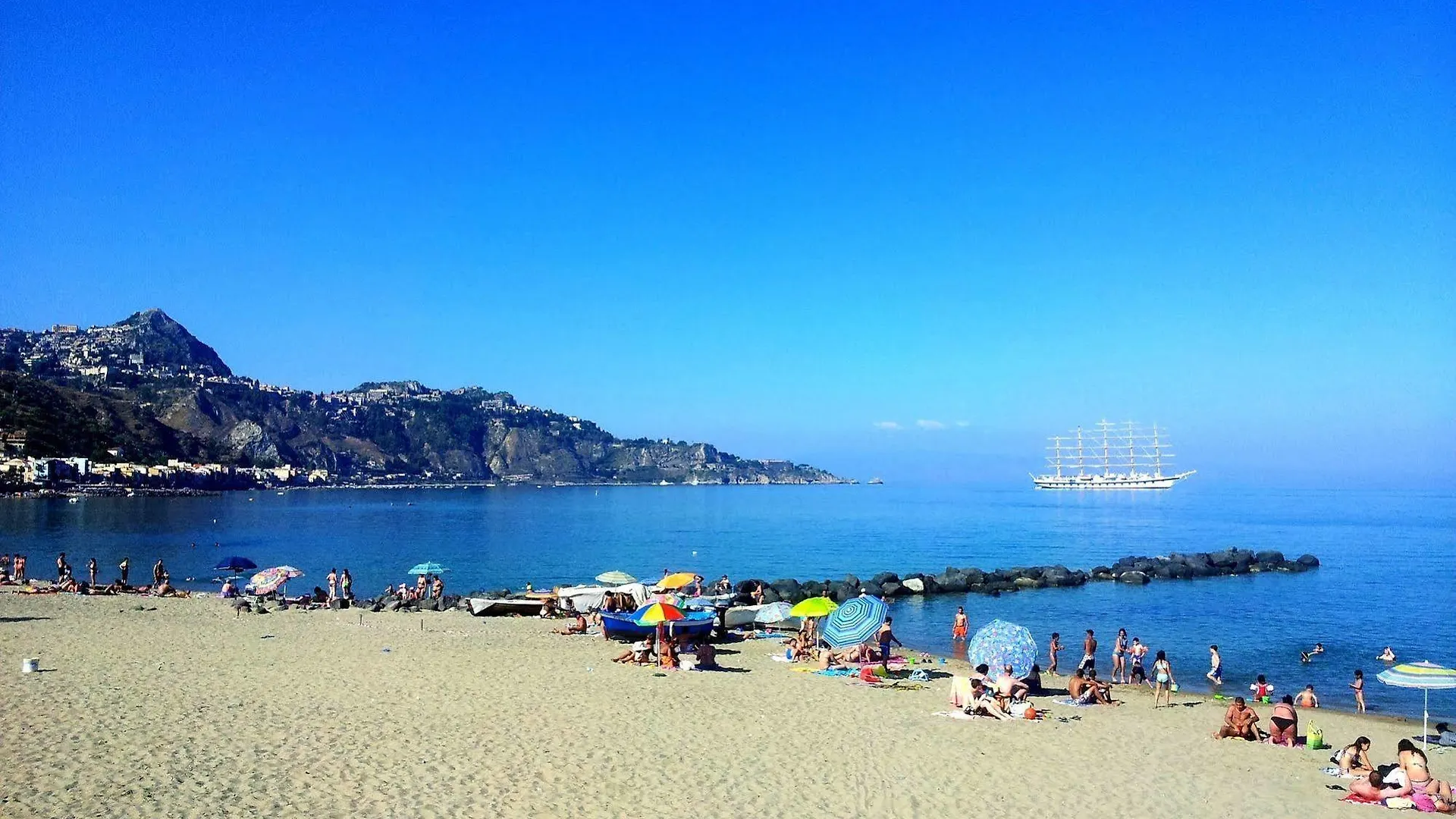 Hotel Villa Nefele Giardini Naxos 3*,  Italia