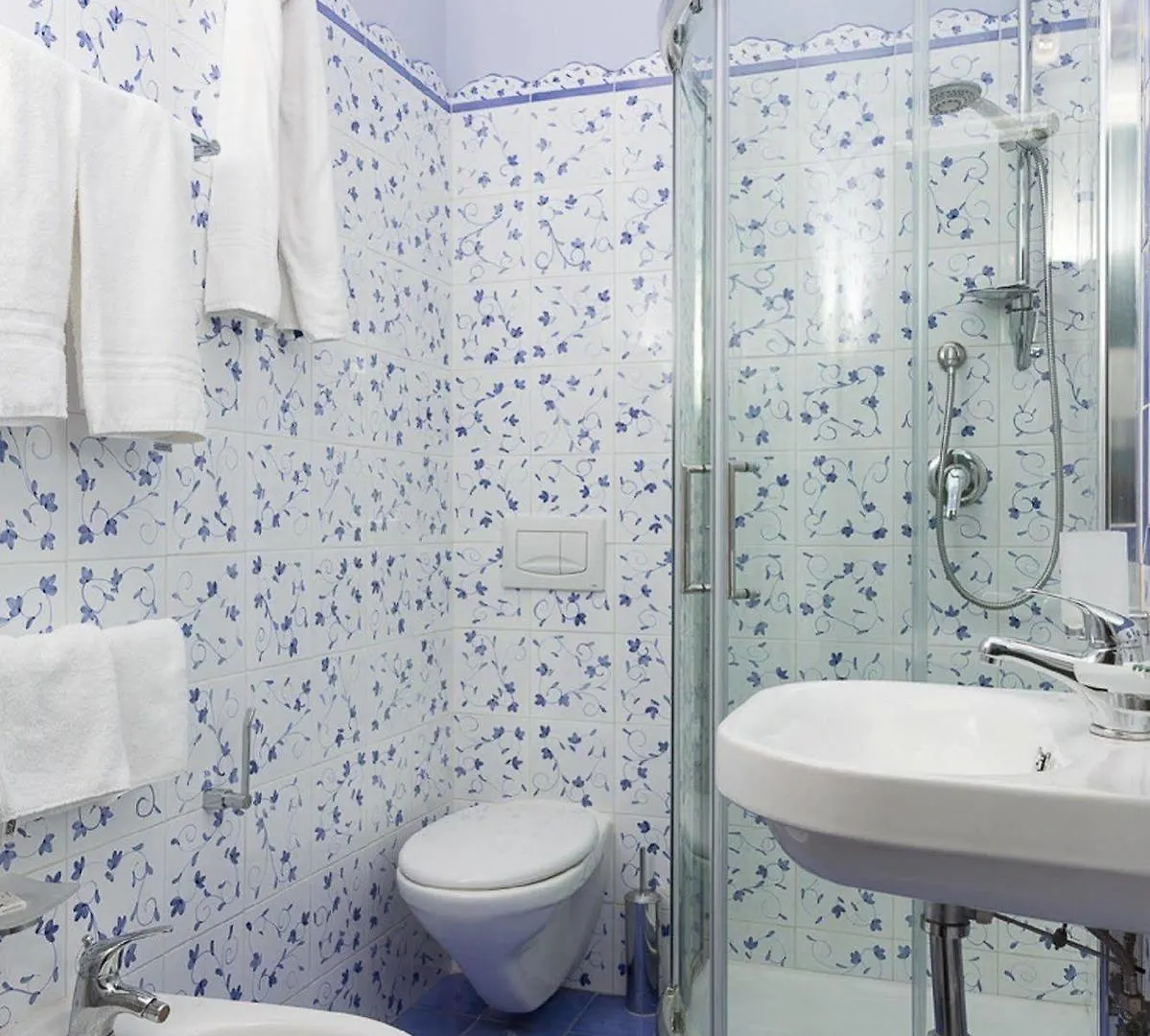 Hotel Villa Nefele Giardini Naxos 3*,