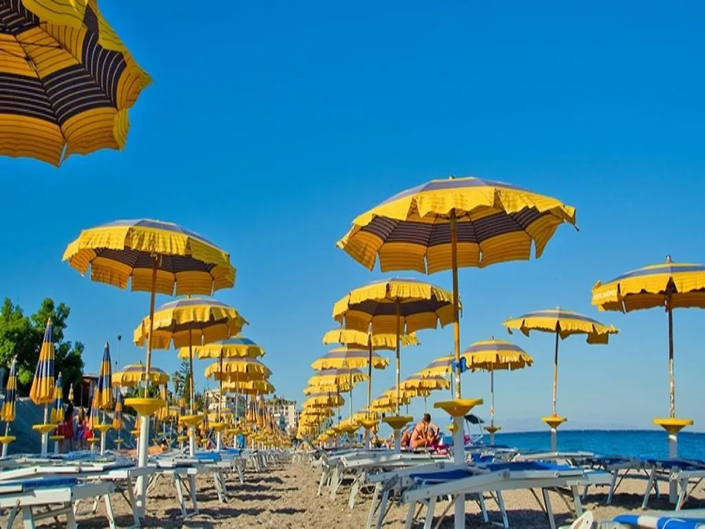 Hotel Villa Nefele Джардини-Наксос 3*,  Италия